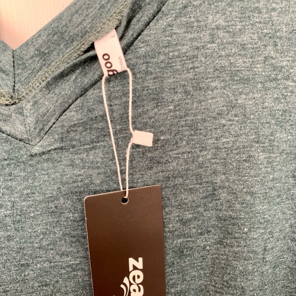 Teal v-neck off shoulder long sleeve tee - Picture 2 of 6